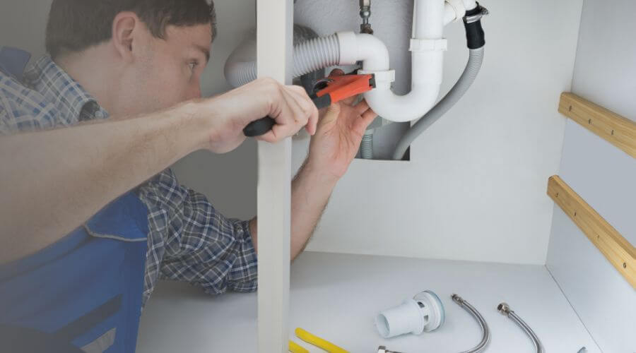 Professional sink repair in Shelbyville, MI